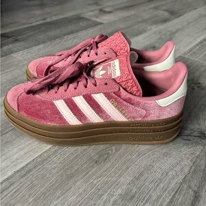 Adidas Women's Pink and White Suede Sneakers
